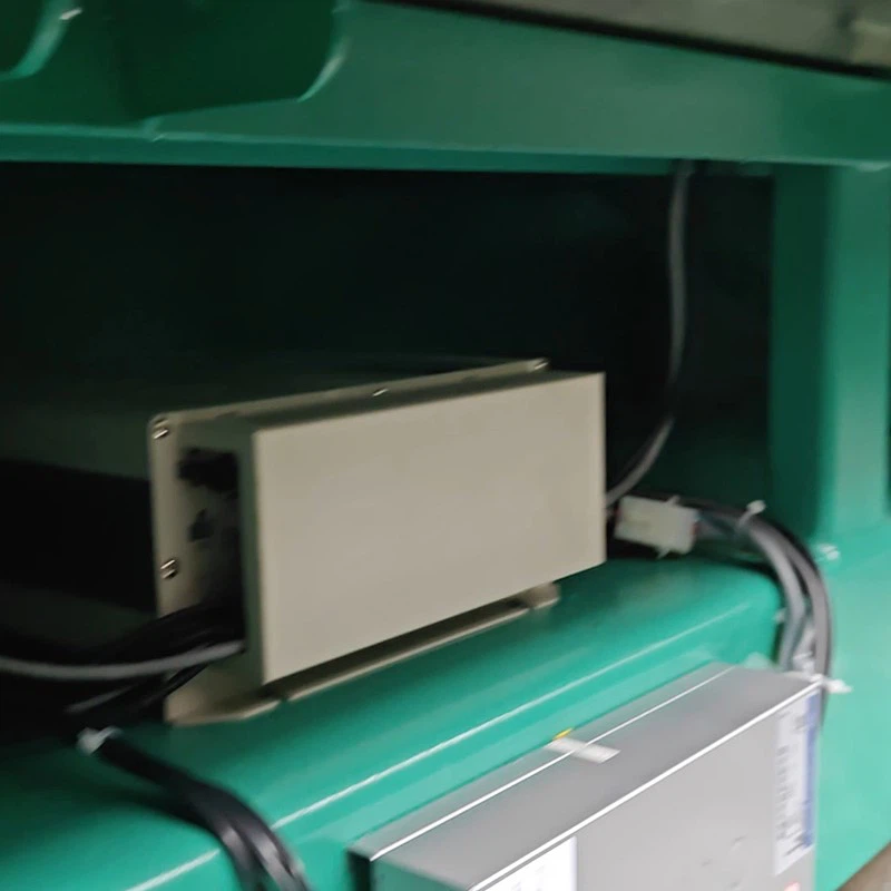 3 3